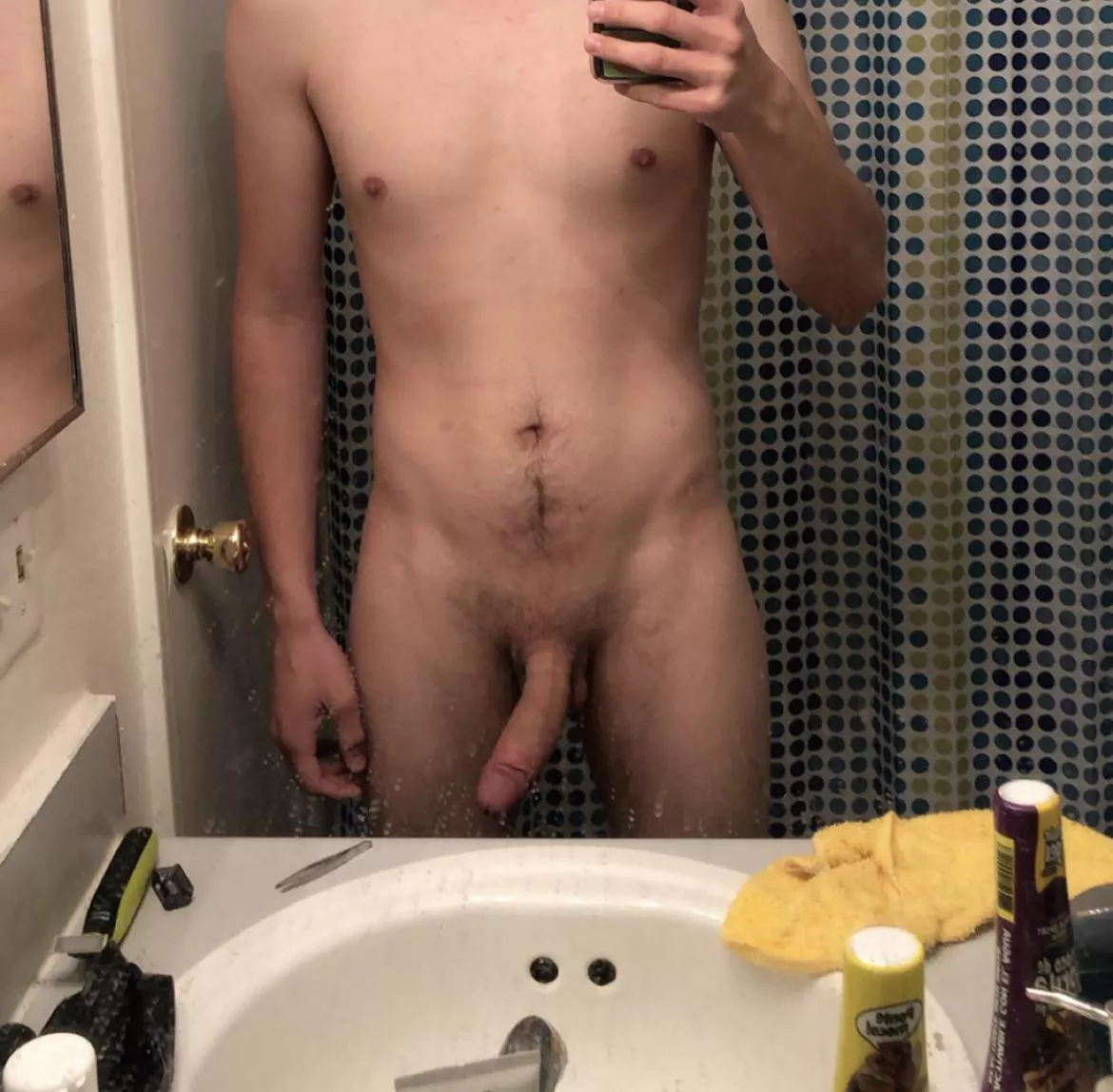 A lil lonely tonight 🤷🏻‍♂️ posted by adama000