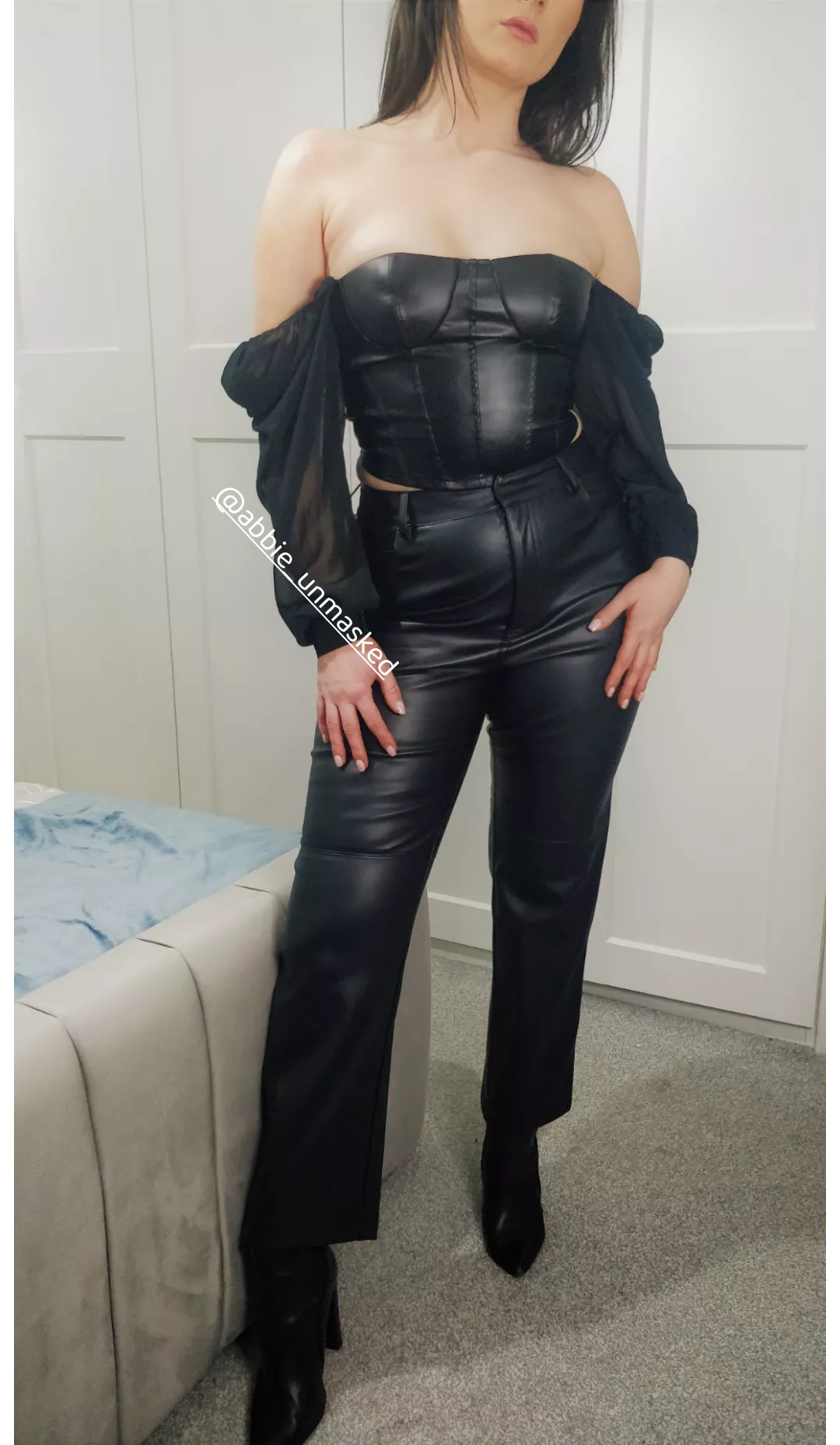 All Leather 🖤 posted by abbie_unmasked