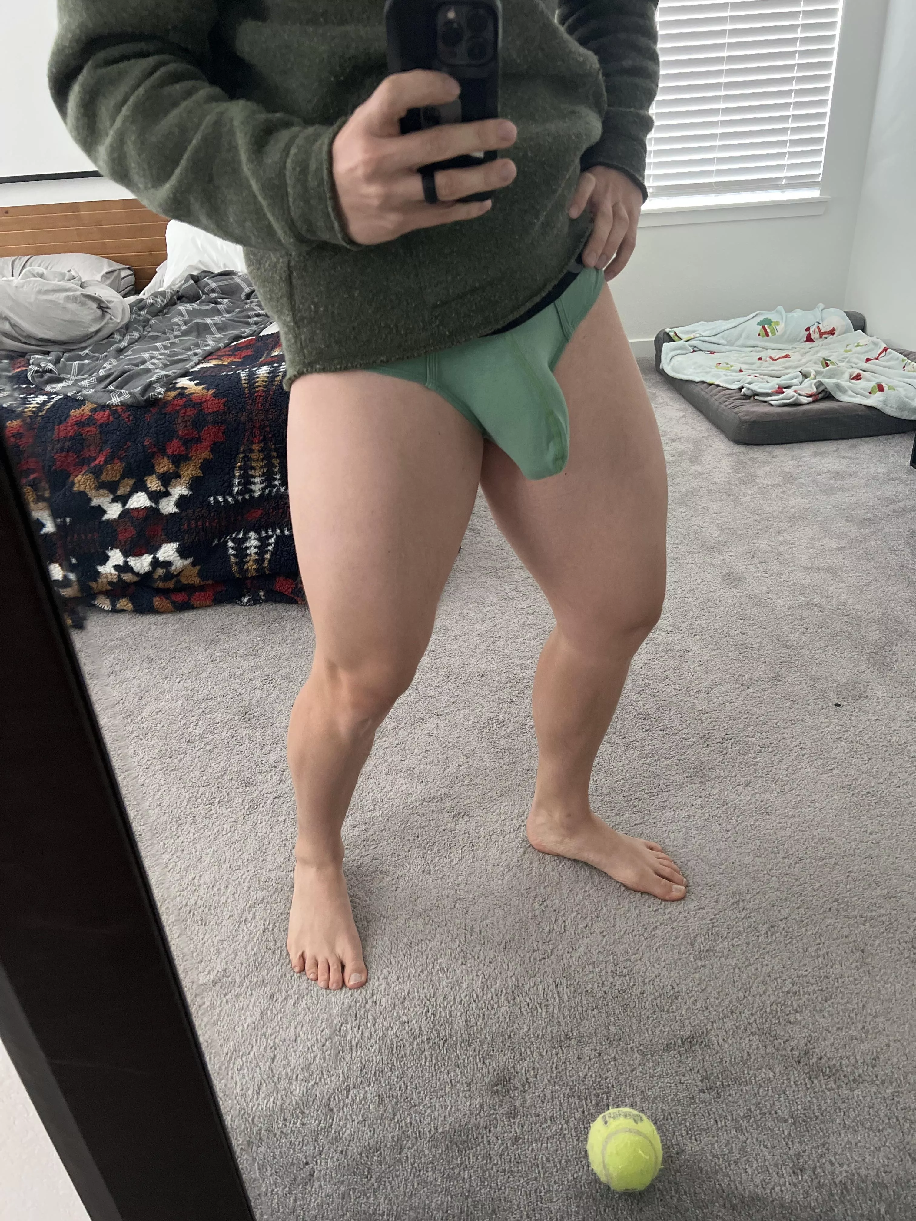 Bulging 😏 posted by Realistic_Weight_703