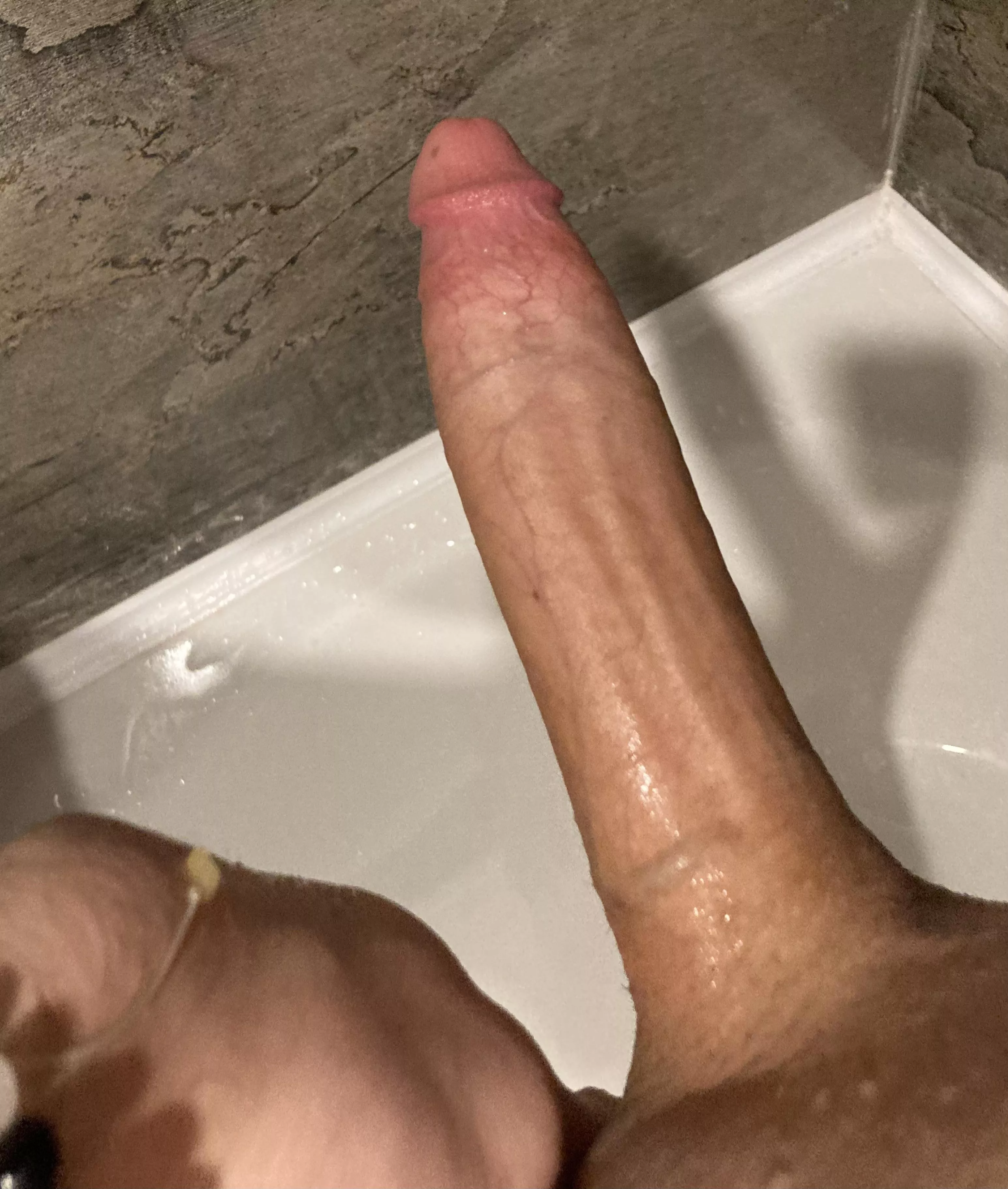 Check out the shadow it throws …not on the exes of my gf but the real shadow …looks nice doesnt it ? 🤫 posted by Icy-Mode-4283