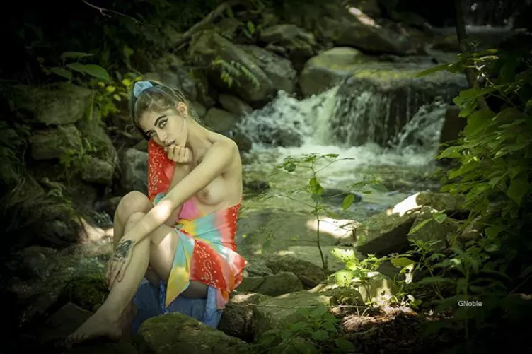 Find me in the moods by the water by RIEKANYMPH