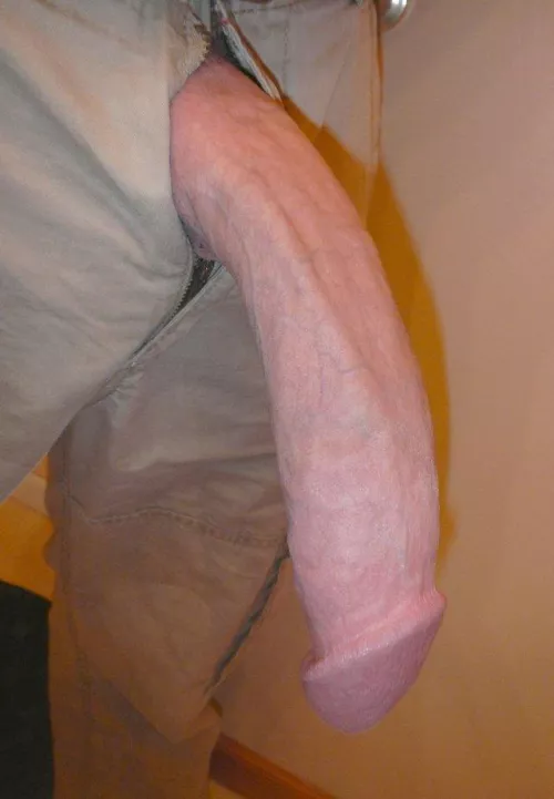 Get on your knees 😈 by Zilla1313