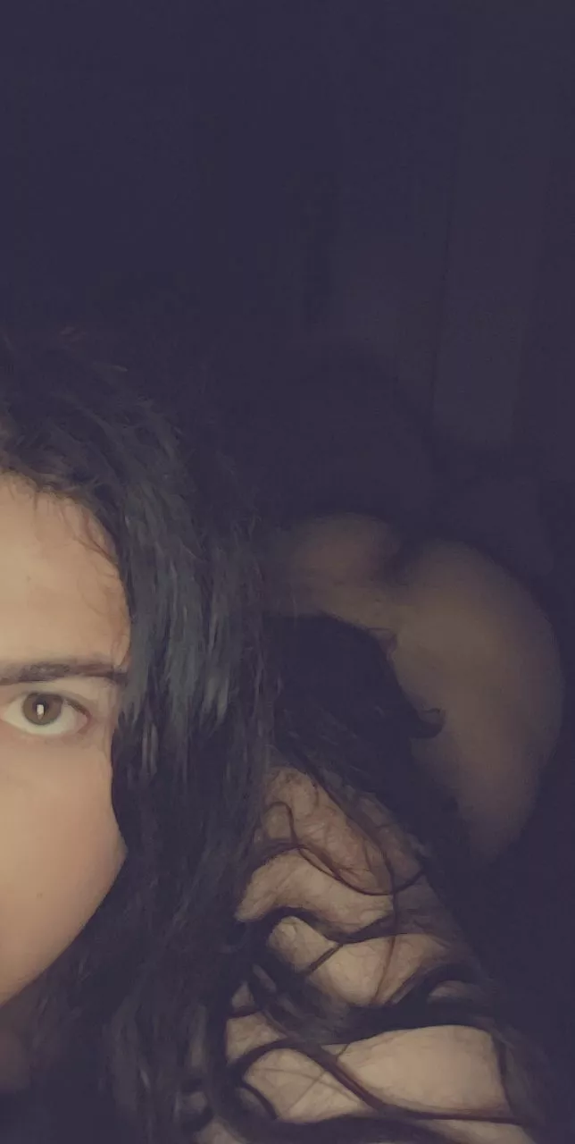 Hey there 22, 5'5 posted by lakiepuddle