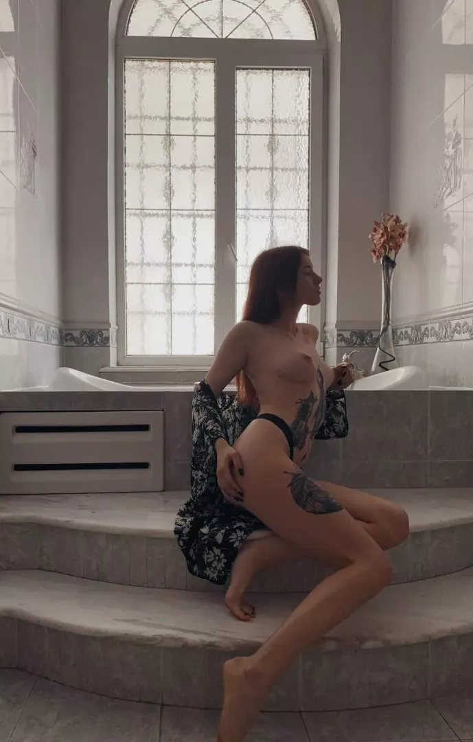 I love to have sex in unusual places and I always want your dick posted by iratelyCall