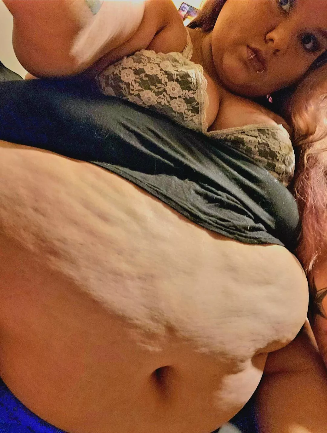 I want to be worshipped posted by iluvcupcakesSSBBW