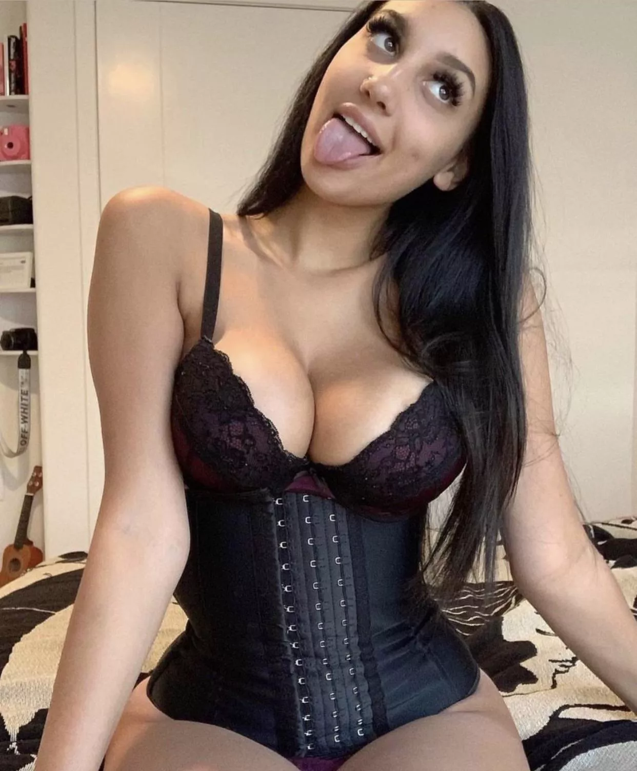 It’s [f]riday posted by 6ad9url