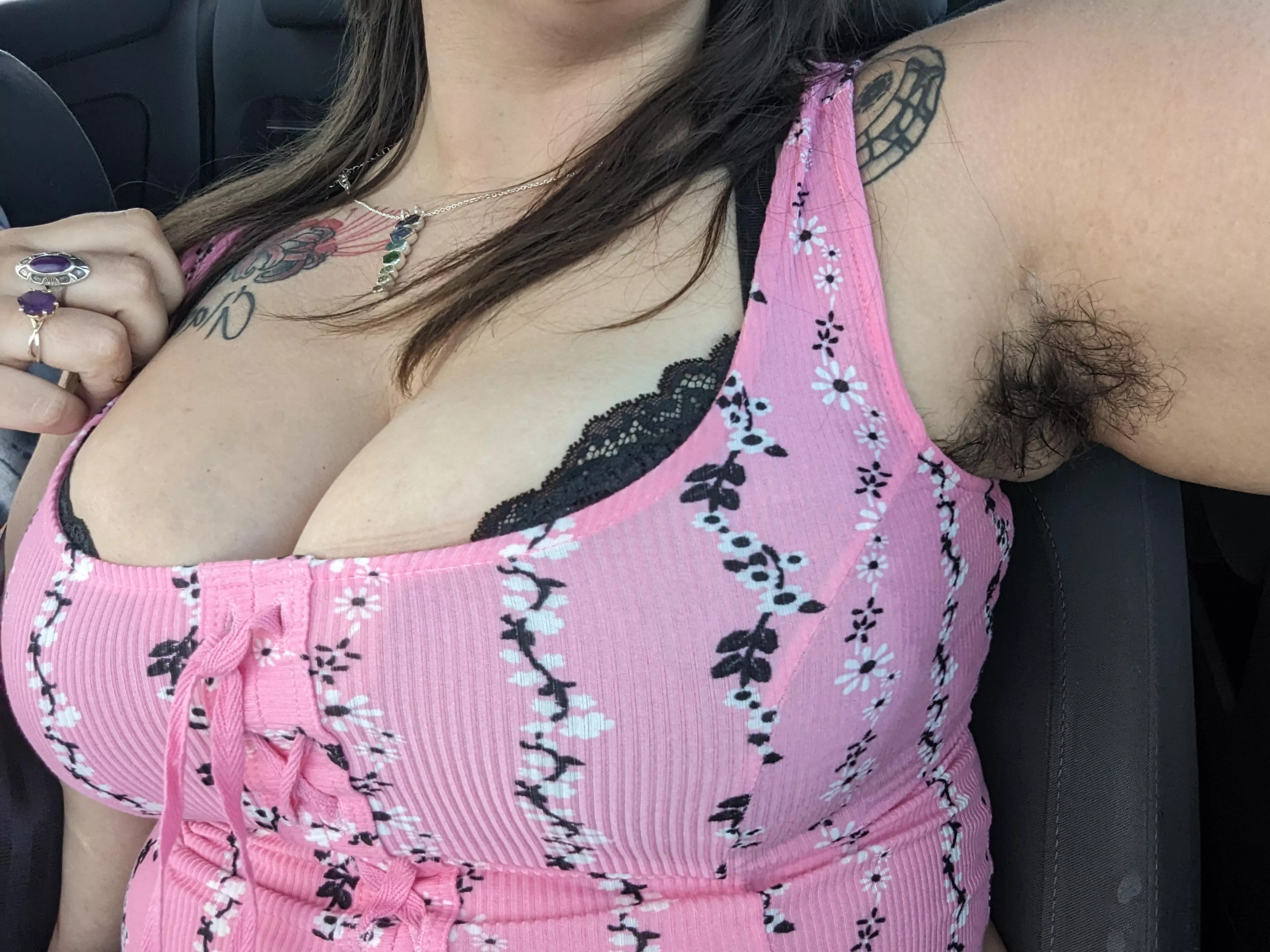 It's hot today 🥵 posted by Rae-uncut