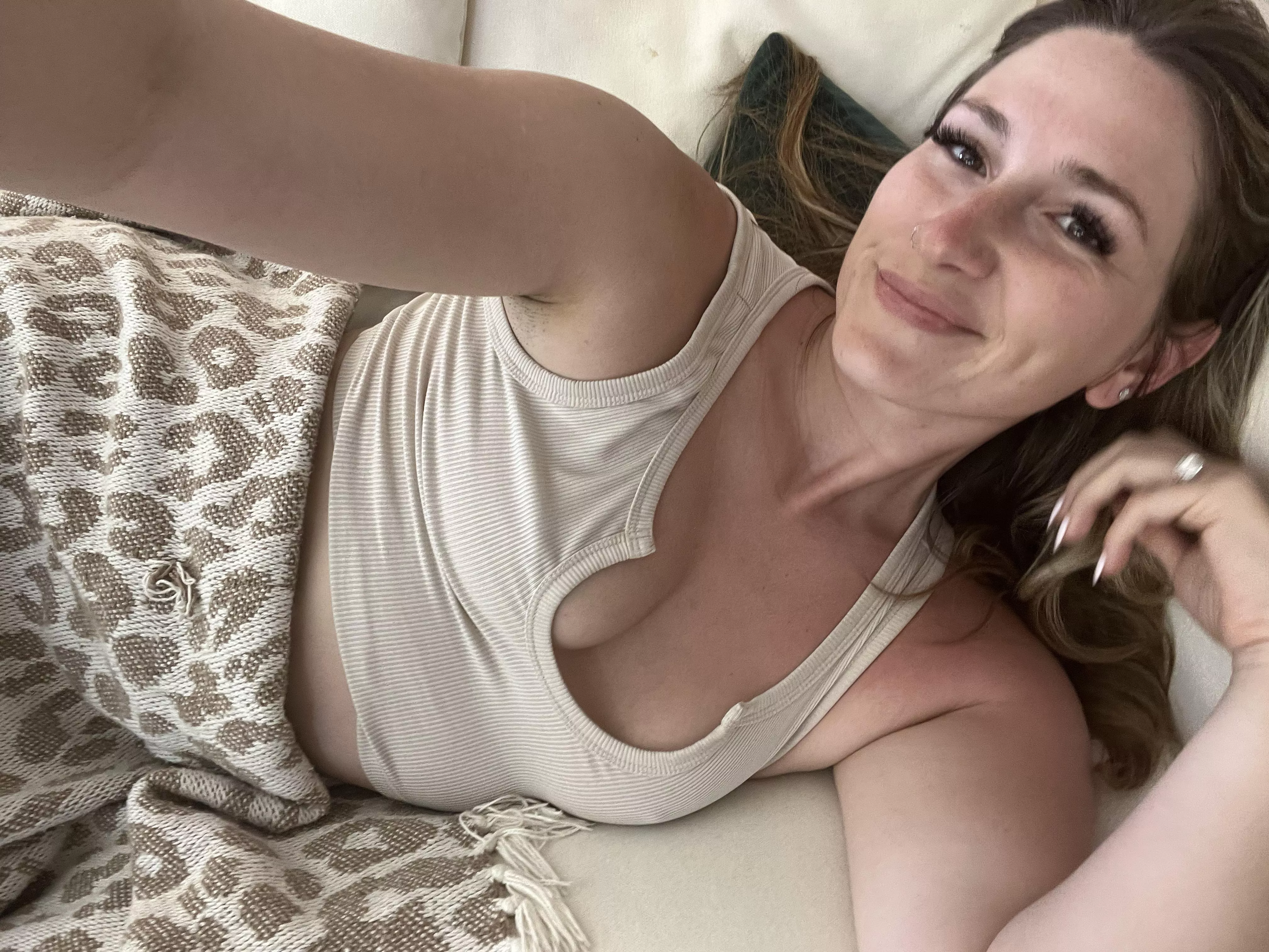 No bra, relaxing :) posted by Aubxbre