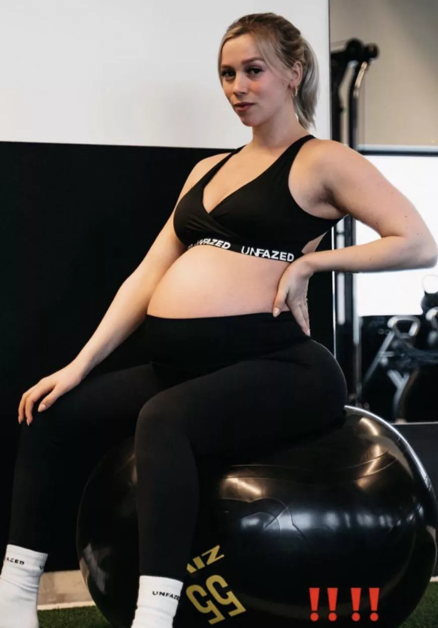 Preggo Dorian Fitt posted by Pregnant_heaven