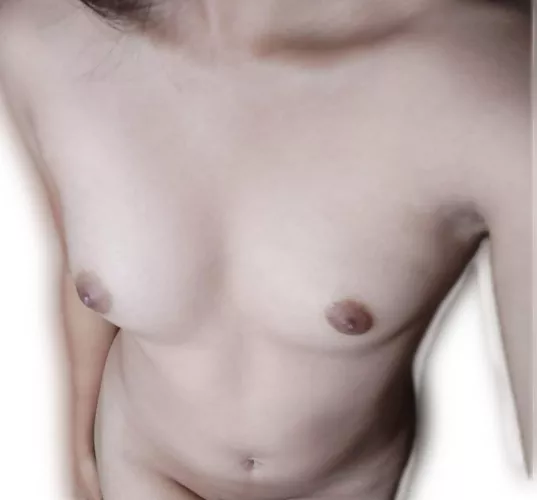 Rate my boobies🥺 by Better-Extreme4500