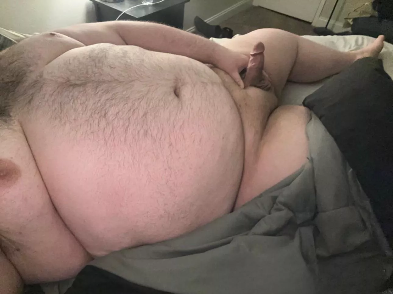 Rub my belly or something like that 😏 posted by _gaytopchub