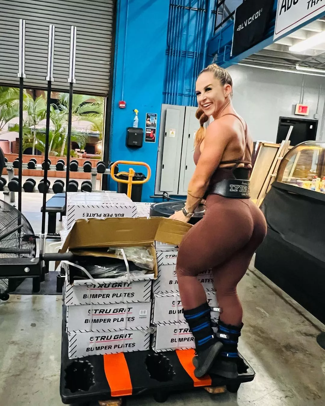 shawneetaylor_tc posted by pawgadjudicator3