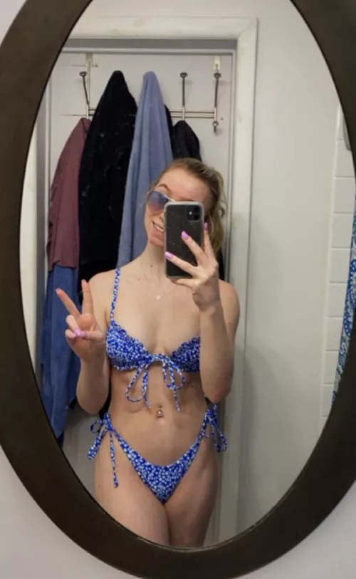 Strike A Pose by the5bs