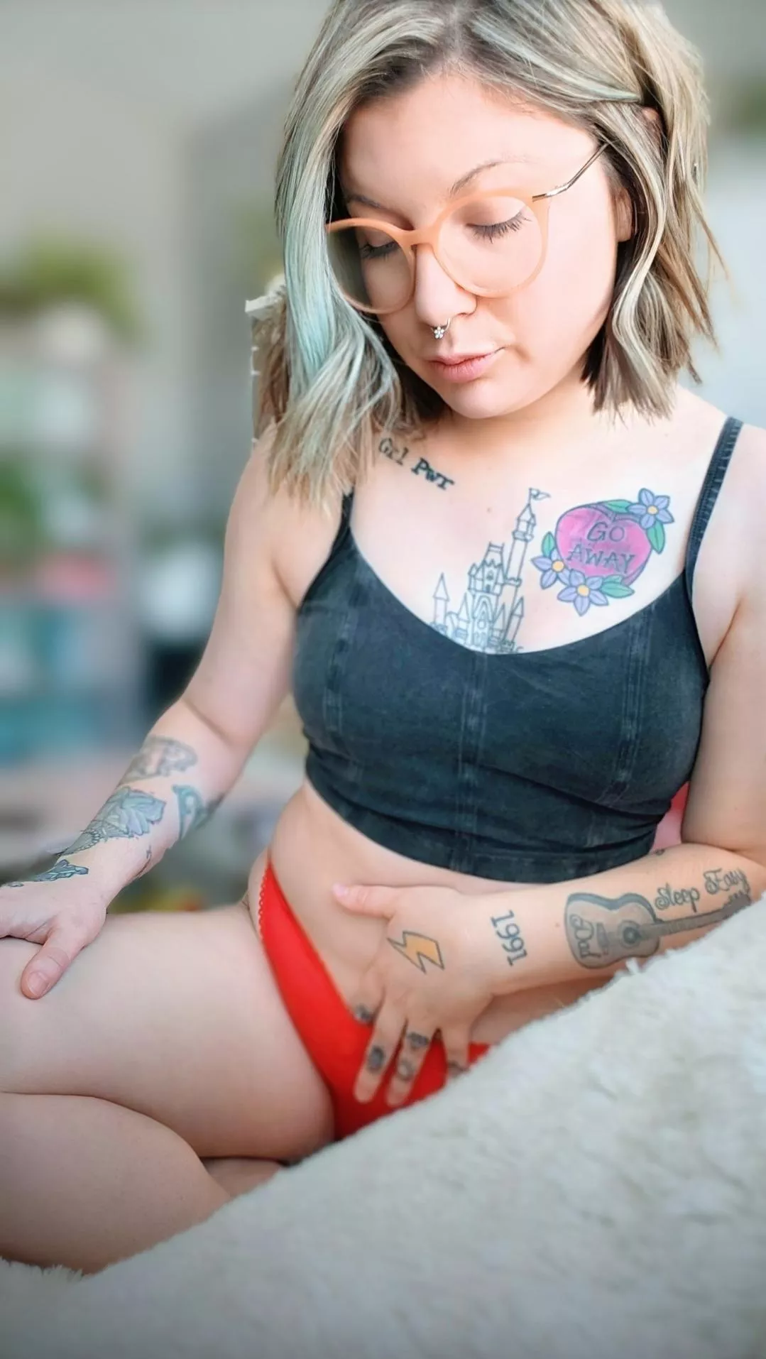 tell me I'm cute ❤️ posted by Budget_Drama6553