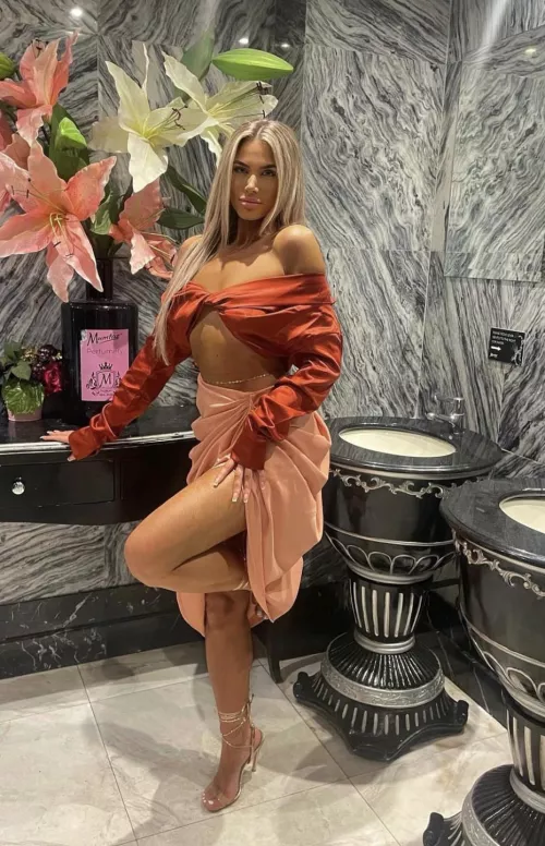 That’s one sexy juicy chav by 69sussychungus