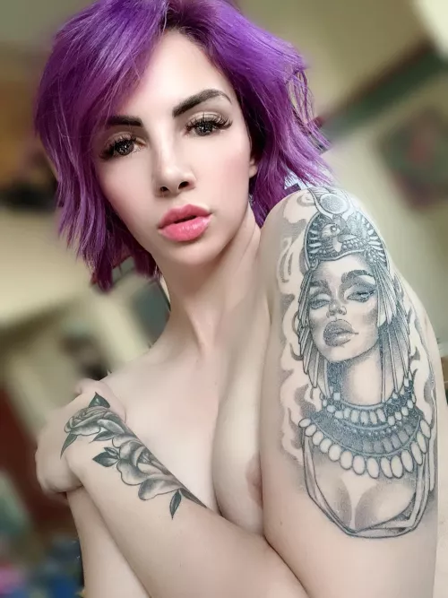 The only time I indulge in makeup is to cover up bedroom battle wounds 😈🤤🫦🩸 by BitchinKitchin15