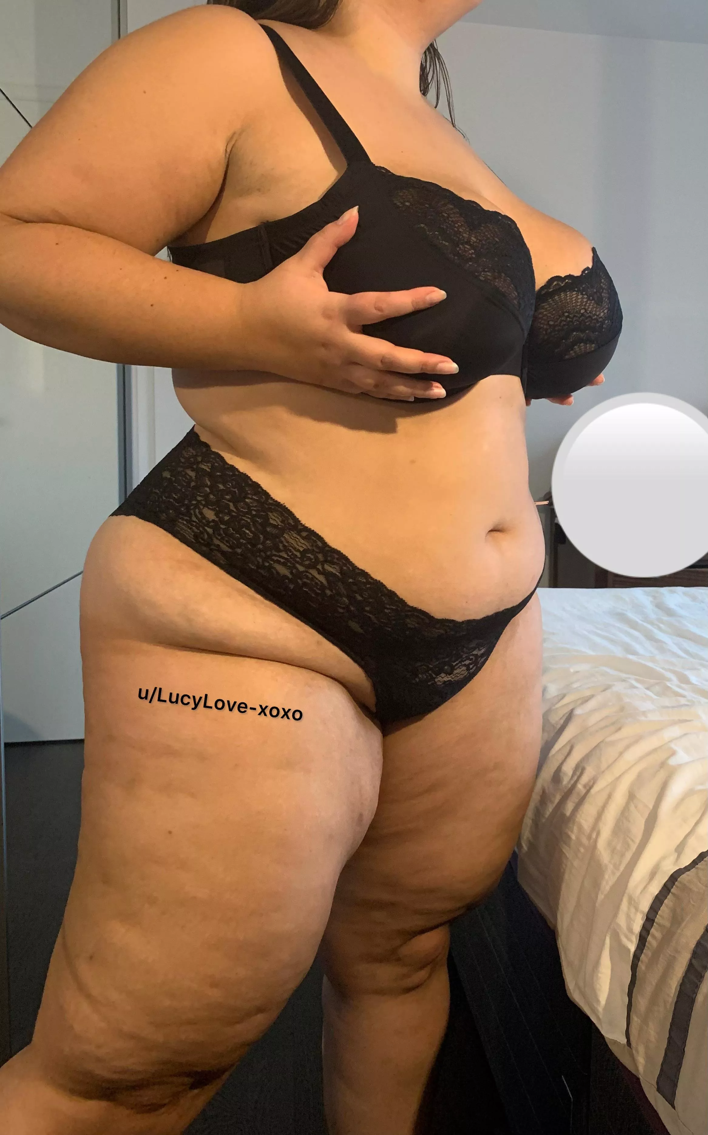 Thick and sexy posted by LucyLove-xoxo