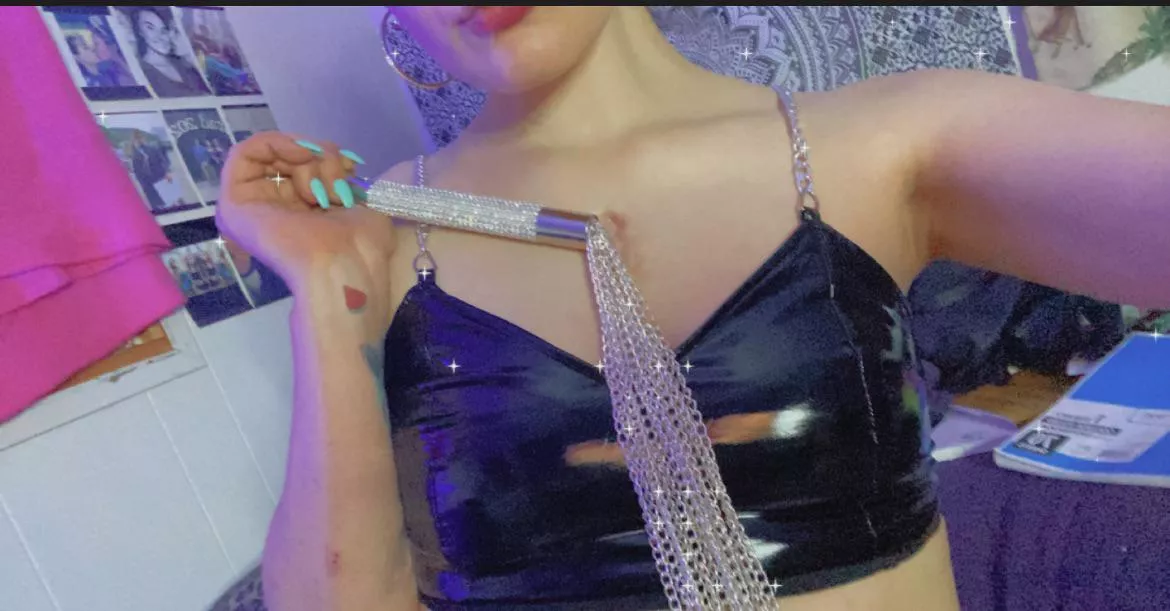 you’re addicted to shiny hot brats✨ posted by dopefairyyy