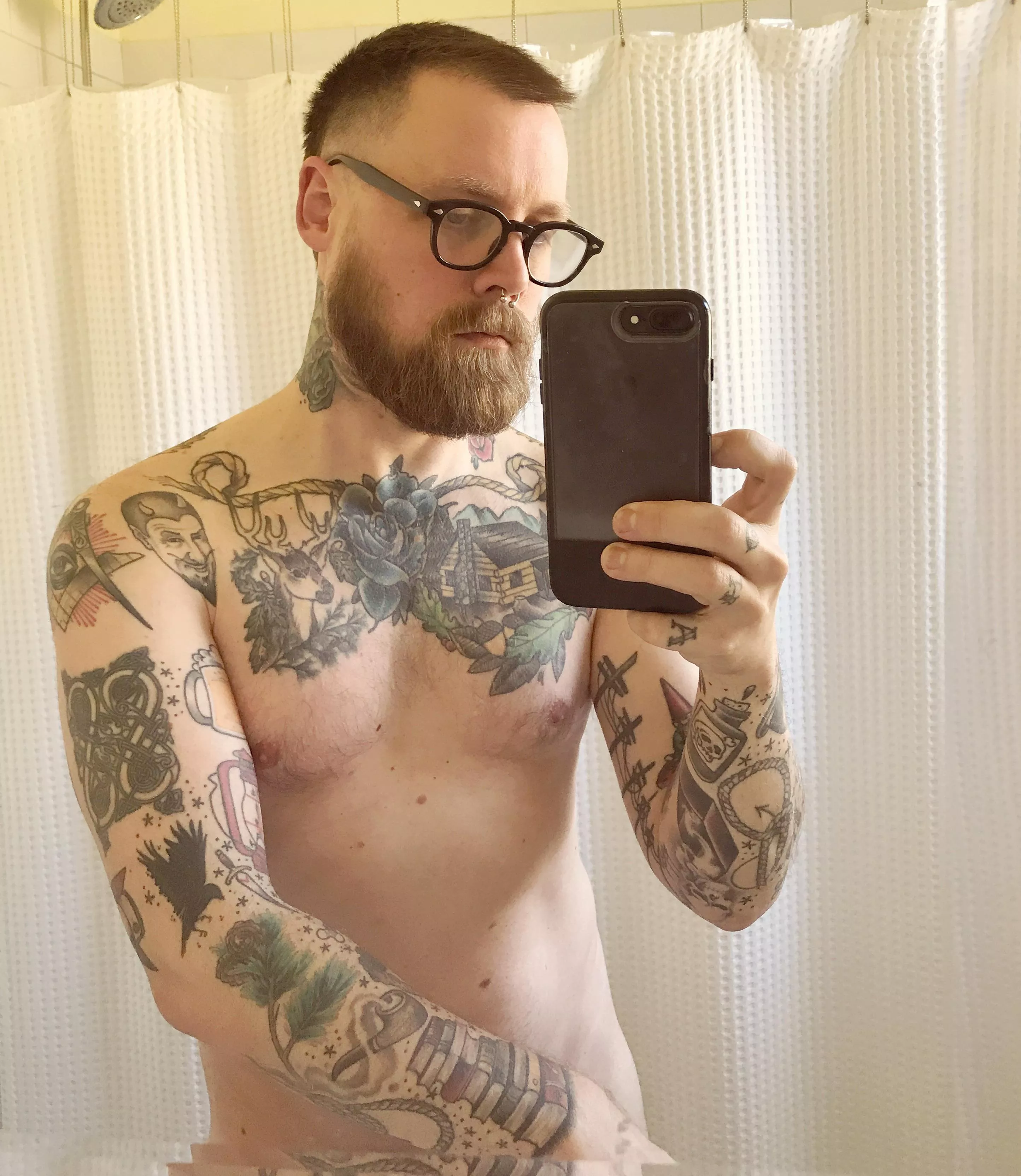 {53} happy weekend y’all posted by deepandarkblueocean