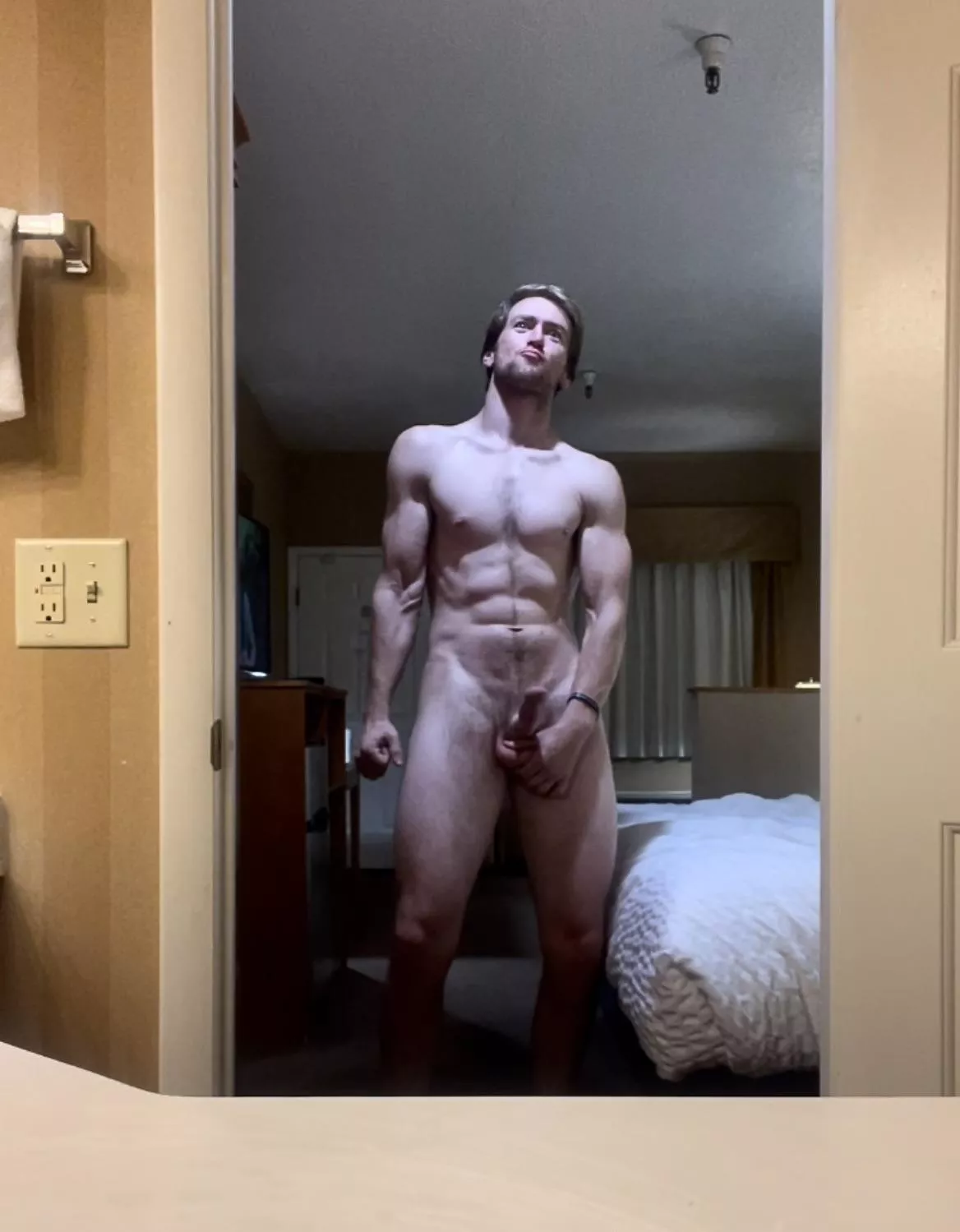 6’6” drunk naked flexing hotel man posted by essential2life