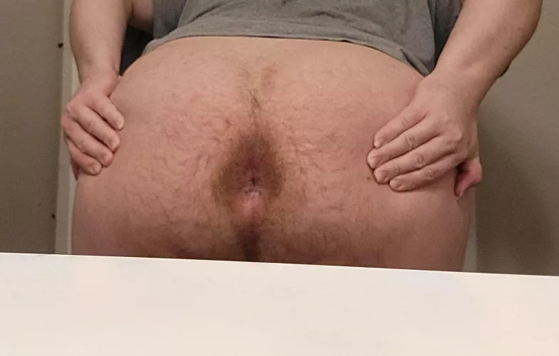 Any love for this birthday ass? Pics appreciated by velaries