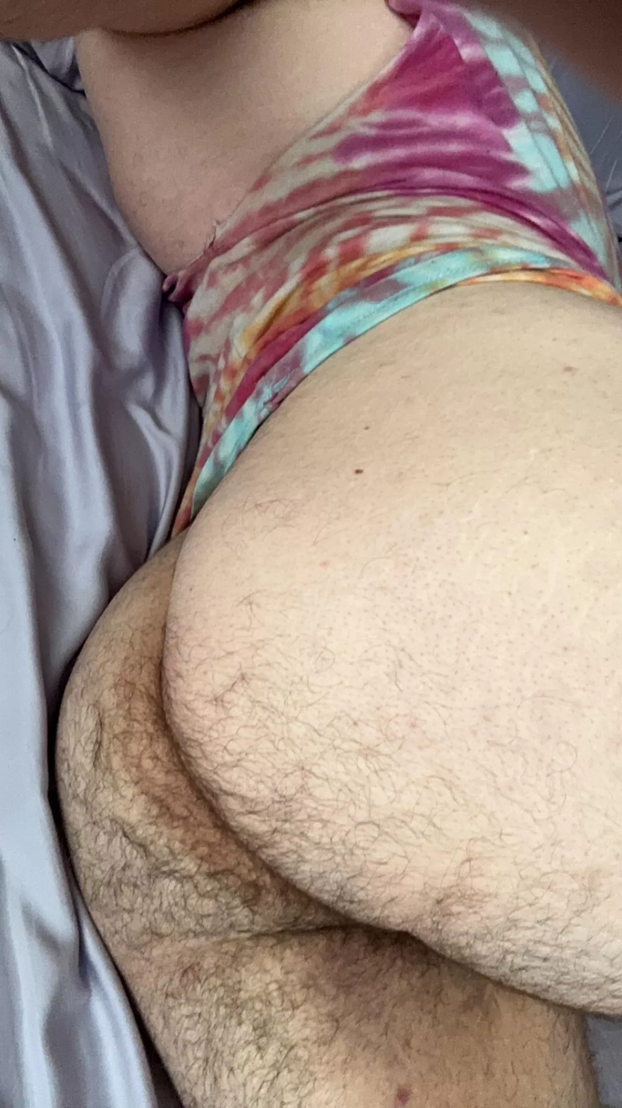 Anyone wanna come cuddle? posted by Enbyalex21