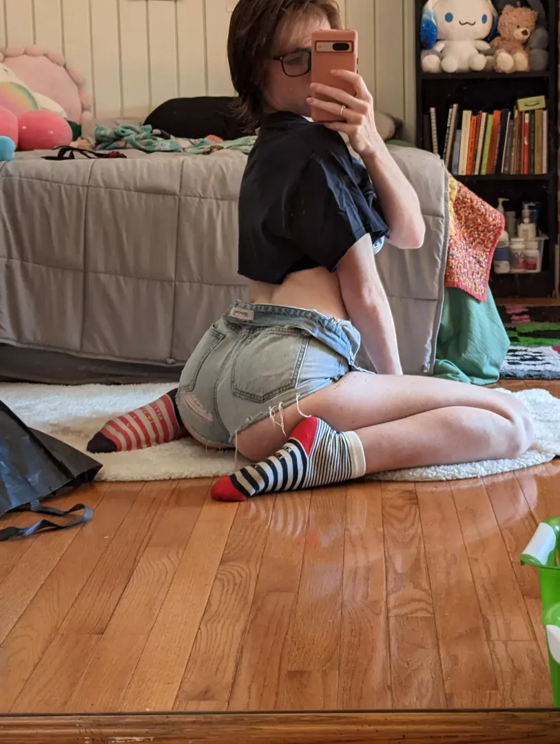 can you help me take them off? posted by friskyfreckledfox