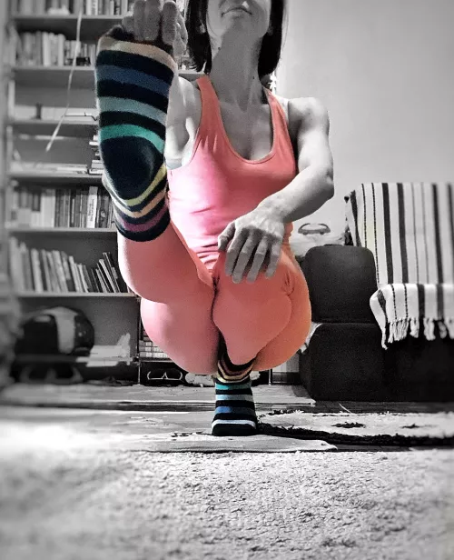 Coral is far more red, than her lips red.. by Nerdbird_OF