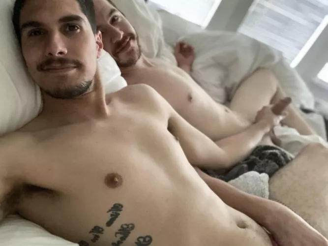 Cuddle time by FreshAsALettuce