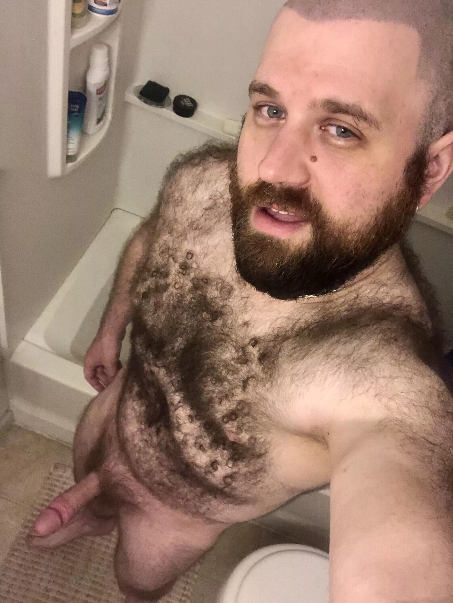 Dare you to rub.. something posted by Firm-Thick-and-Hairy