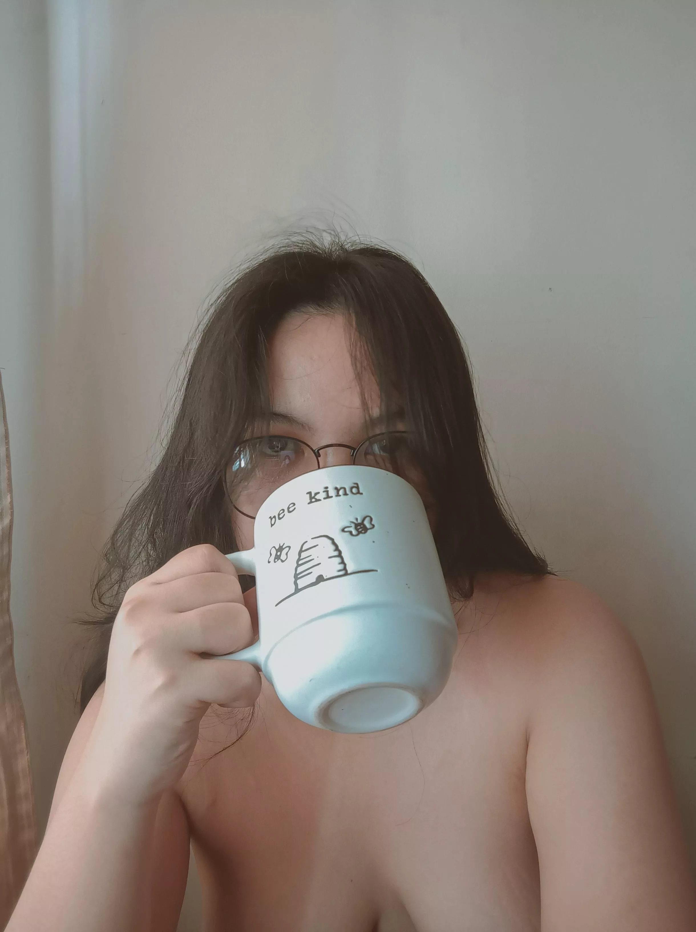 (f) Hi. I'm alive. posted by mostflyasian