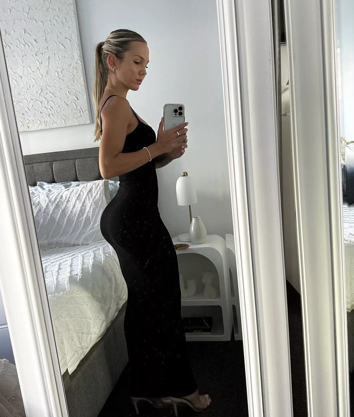 Glamorous fit posted by Excellent-Entry5397