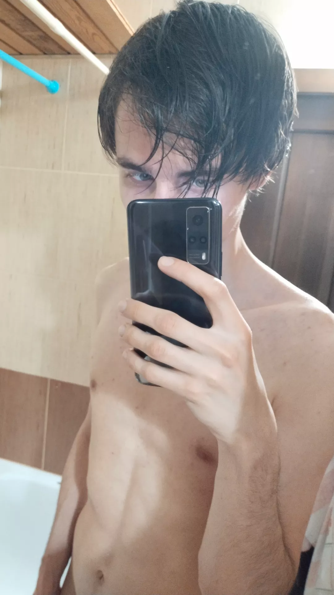 Heyyy just took a shower :) posted by shy-twink-boyy