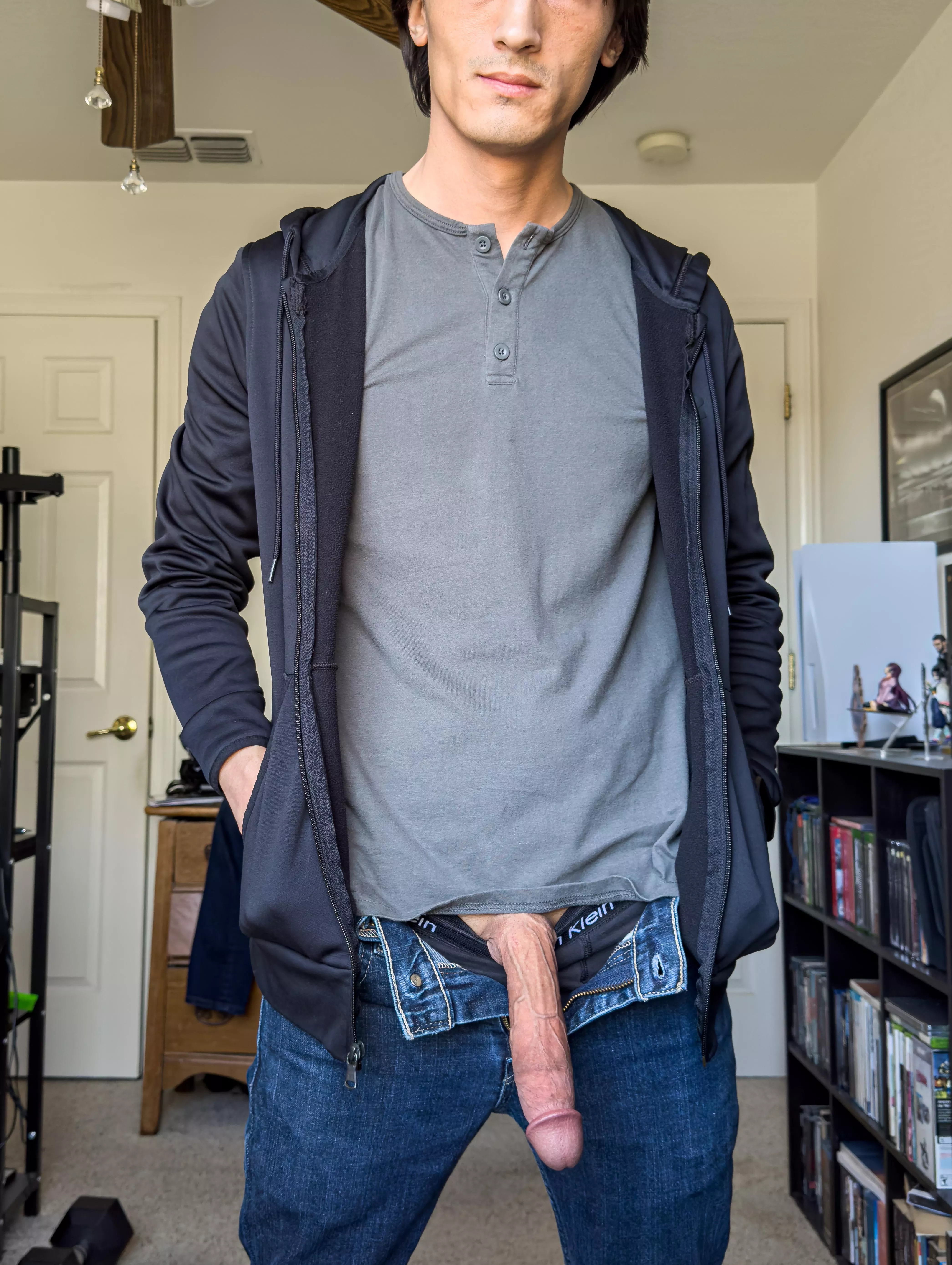 Hm? What's sticking out? posted by ACommonRock