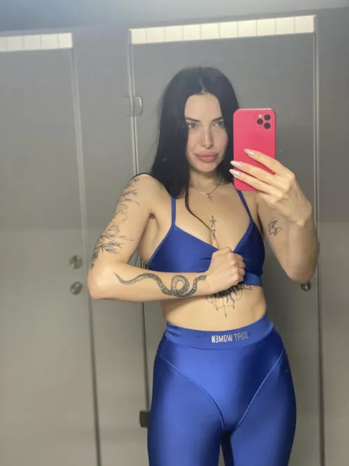 I like to do active sports and sex by Offfall34