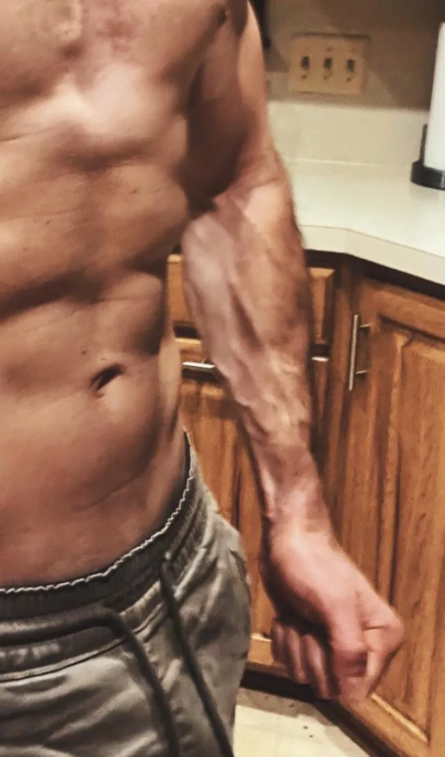 Insanely vascular for some reason. Do I fit in? posted by NecessaryHold1699