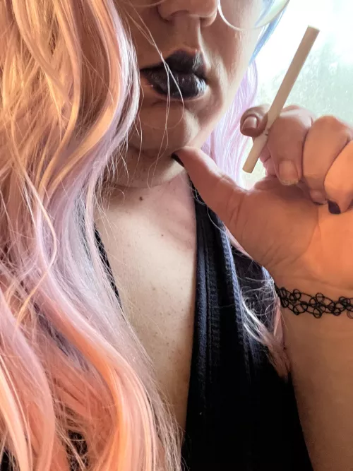 It’s a lovely morning, but no one is here to go down on me while I smoke by TSMinerva