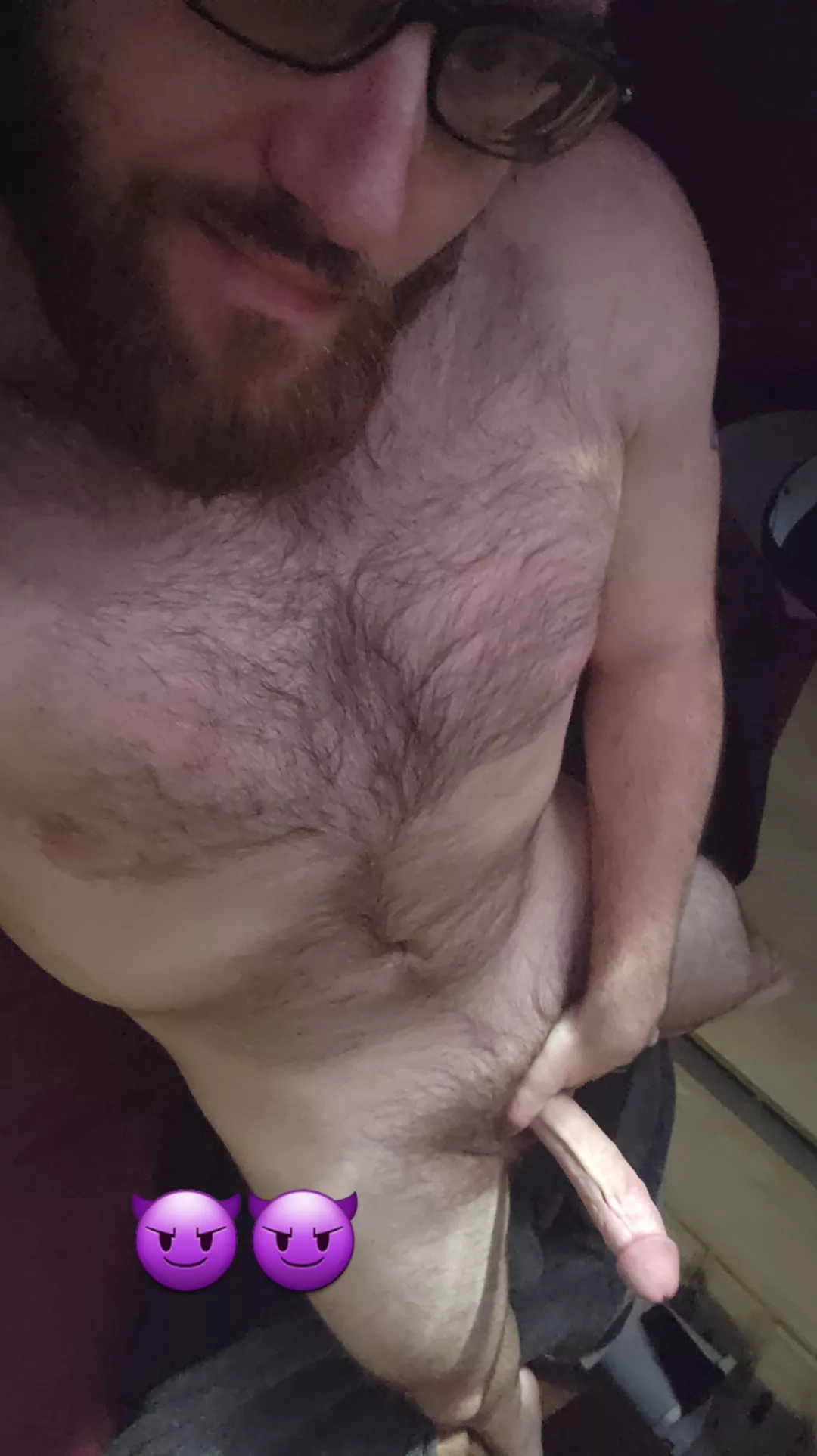 Just a relaxing day posted by Maxxeffort247