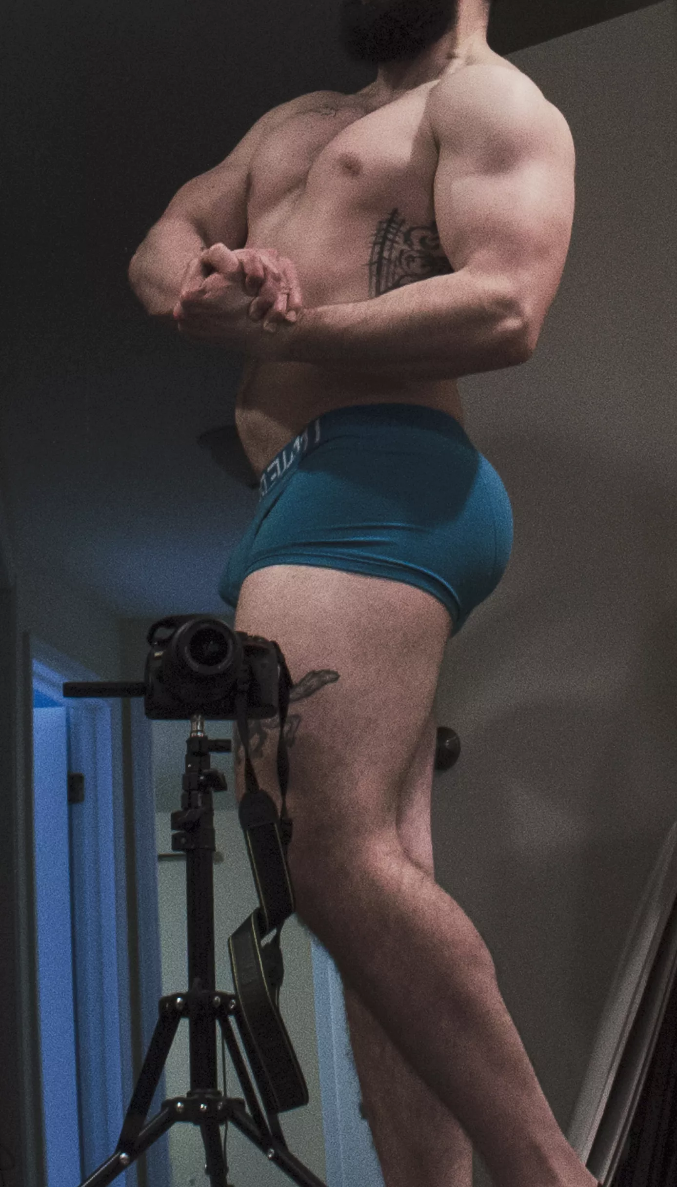 Post workout flex 💪 posted by eric-fit