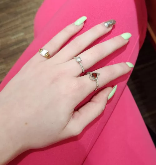 Pretty hands🥰 by diamonds_hands_