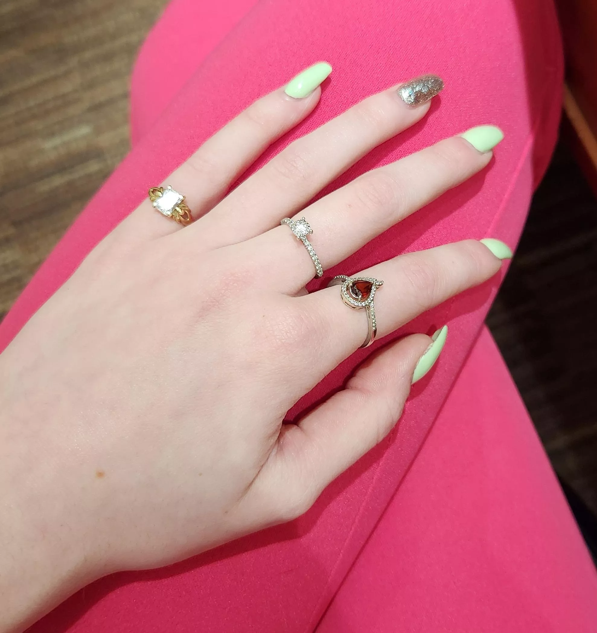 Pretty hands🥰 posted by diamonds_hands_