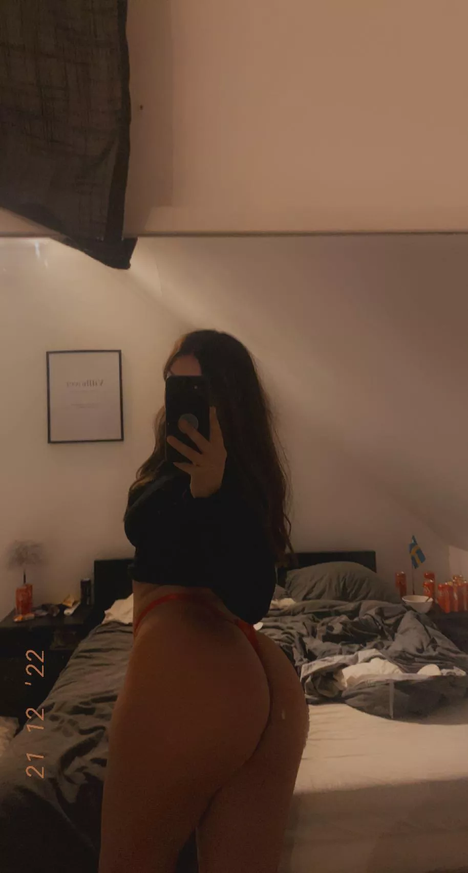 React for surprises posted by 5AMBROWSER