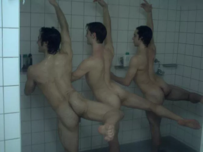 Should I drop the soap? by headlesshorseman_bk