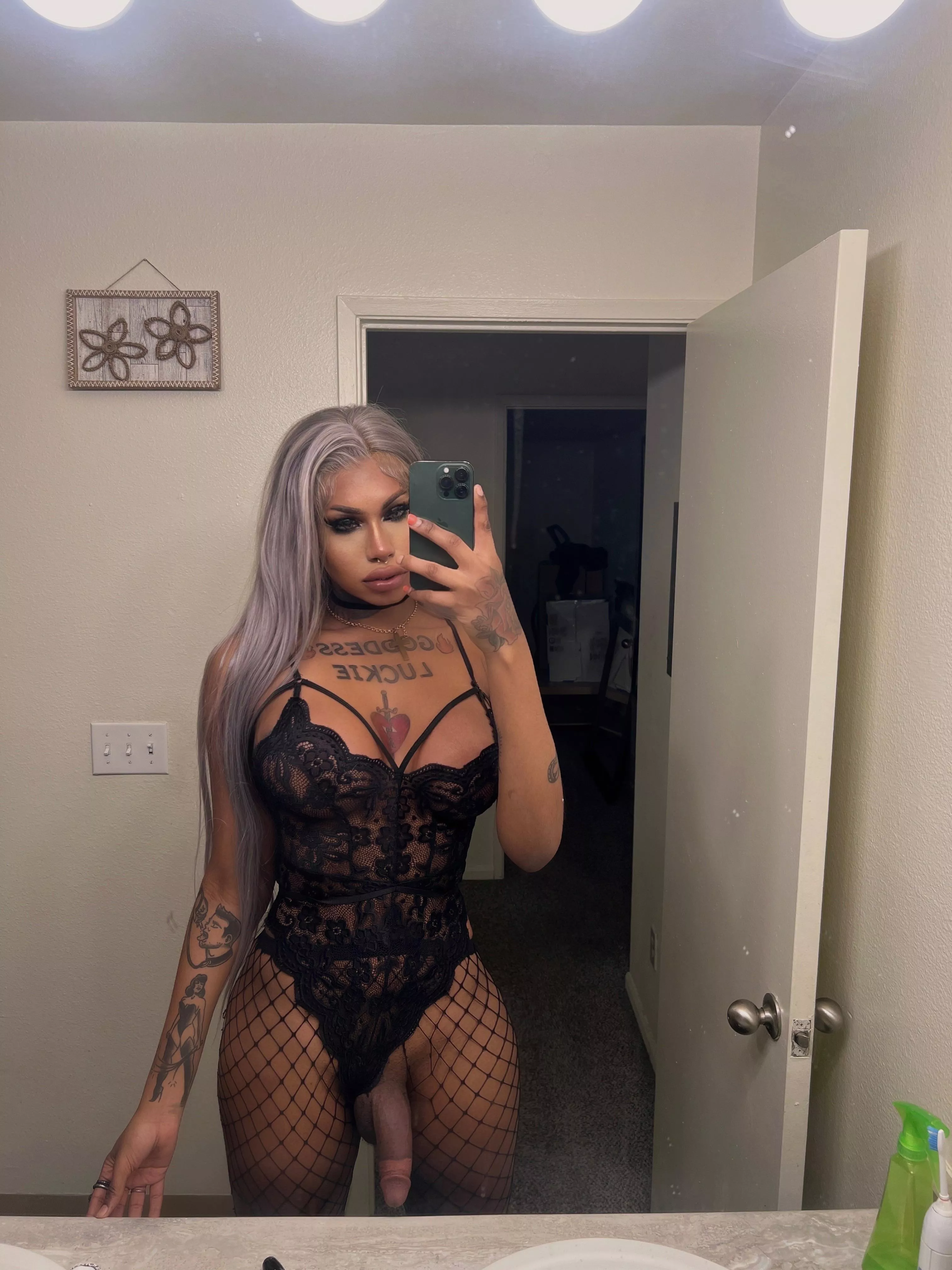 Slurp me up 🤤🍆 posted by Luckiesuniverse