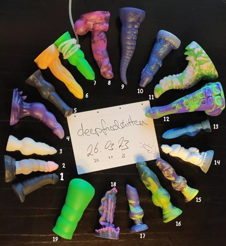 WTS EU (Ger) 19 Toys needs to go posted by deepfriedshitten
