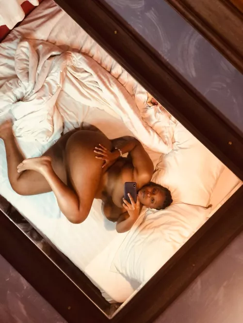 You in the mood for something thick today ? by Rozie_99