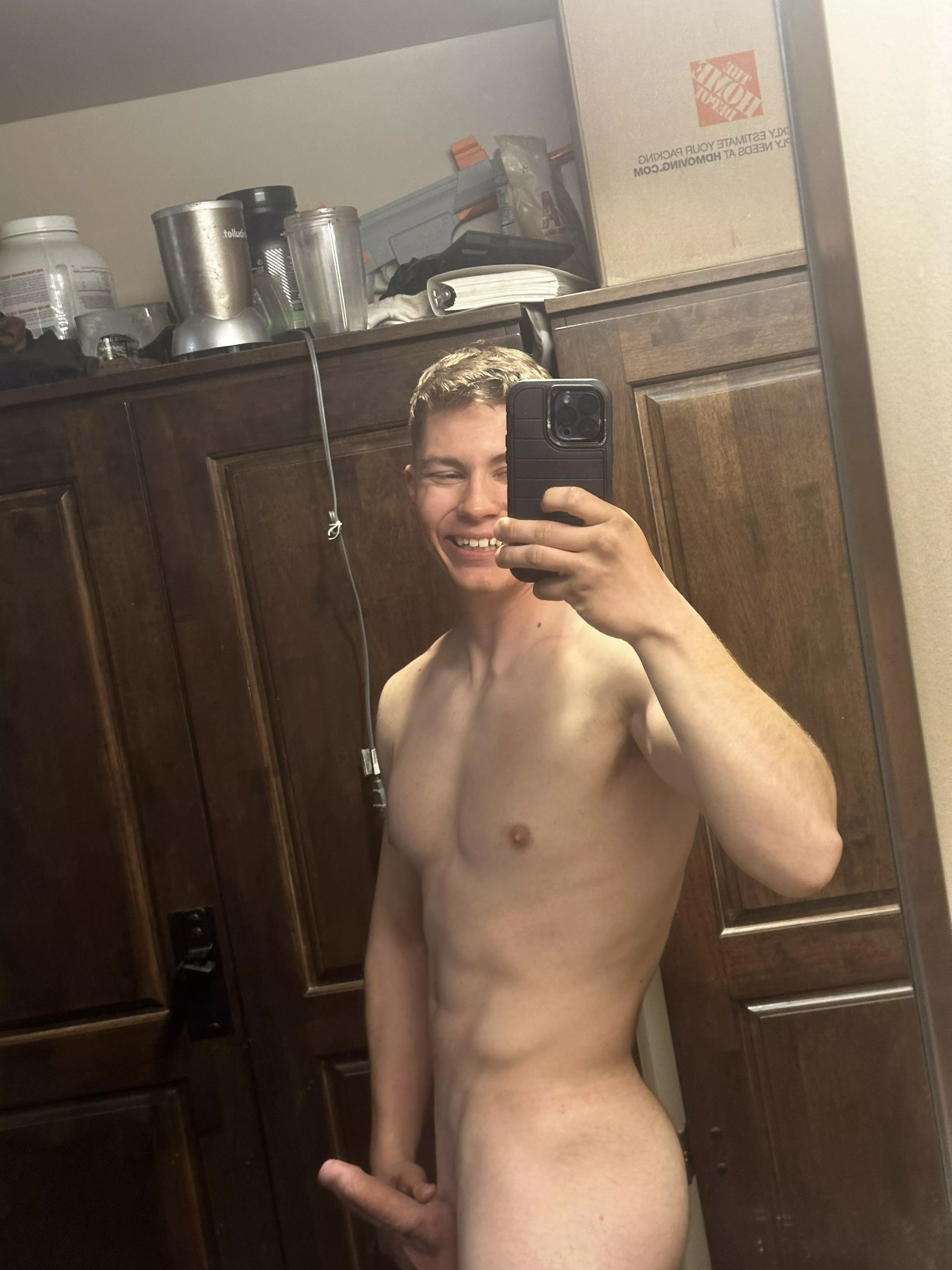 20M ho 😏 posted by Typical_Problem3822