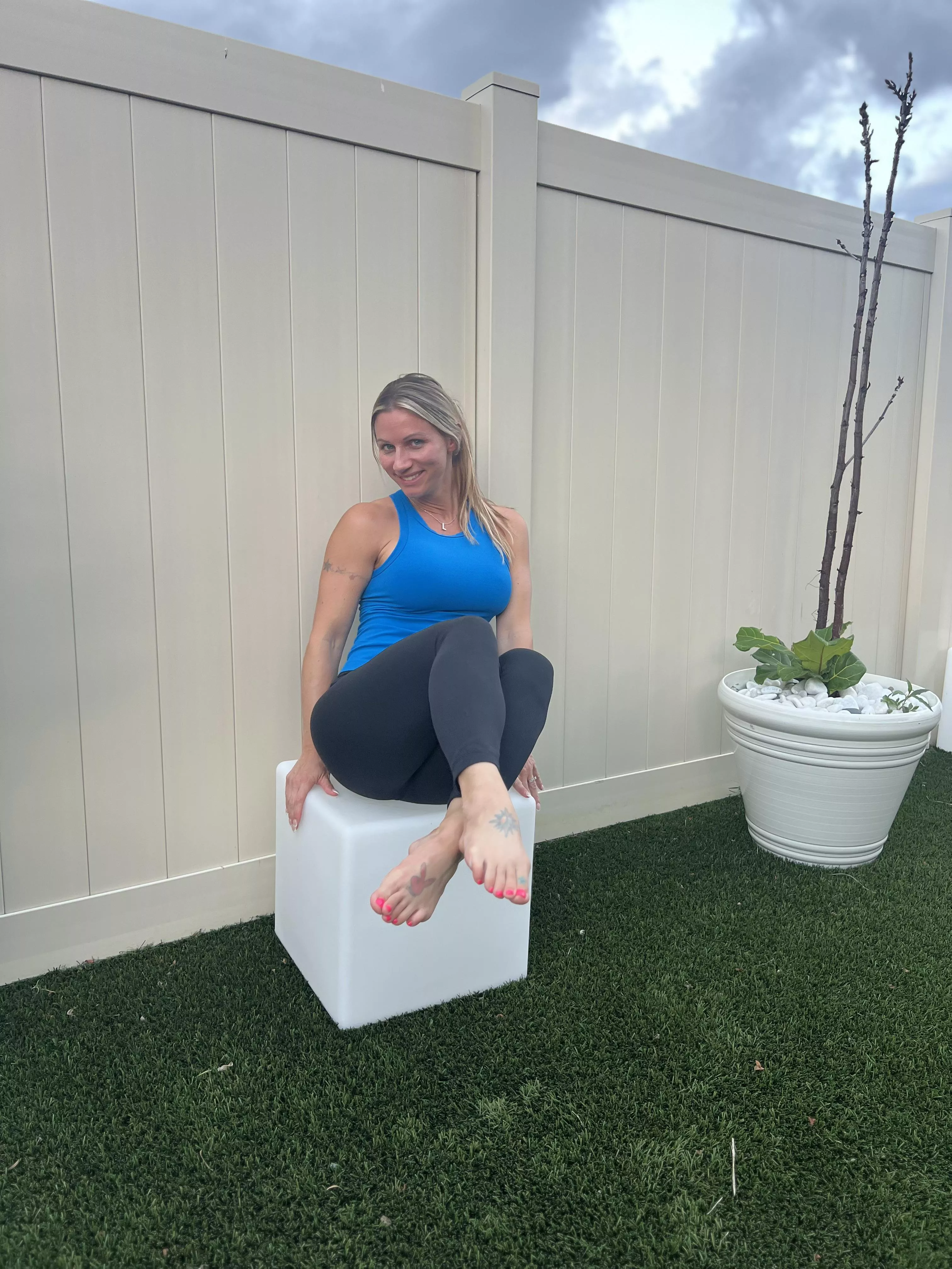 5 ft married hotwife. I love to be shared by others. posted by hotsouthernfreedom