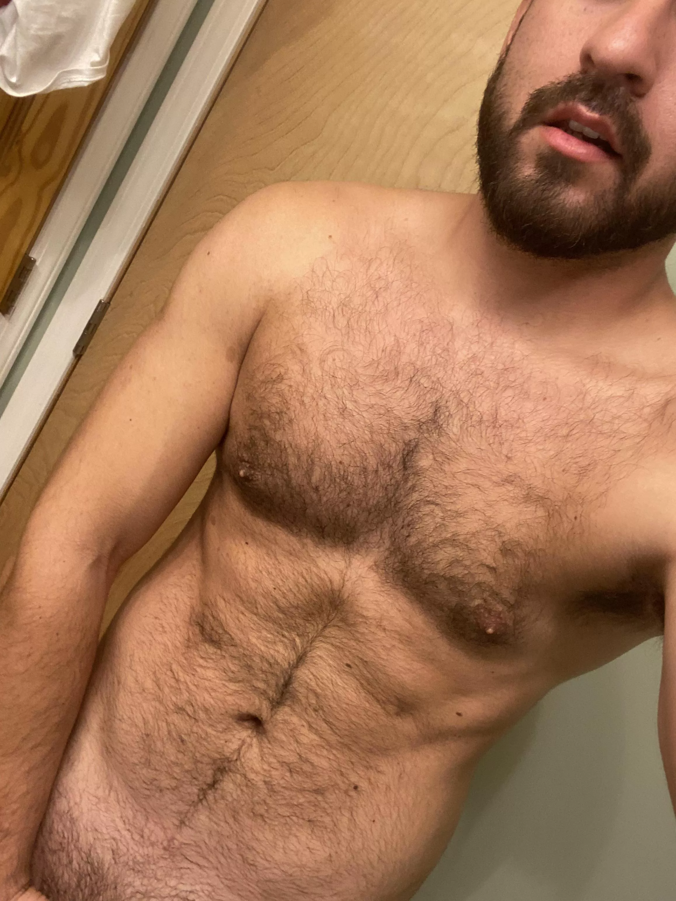 After a long hard days work, would you help daddy relax? [30] posted by Greenmachine989