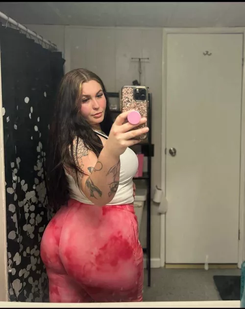 Anyone down for a stuffing section 😁😁😁🤤 by shepig